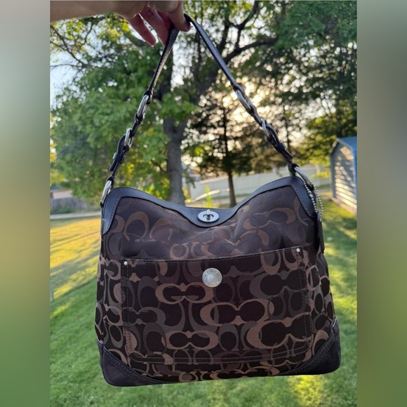 Coach Chelsea turnlock shoulder bag - Picture 1 of 5
